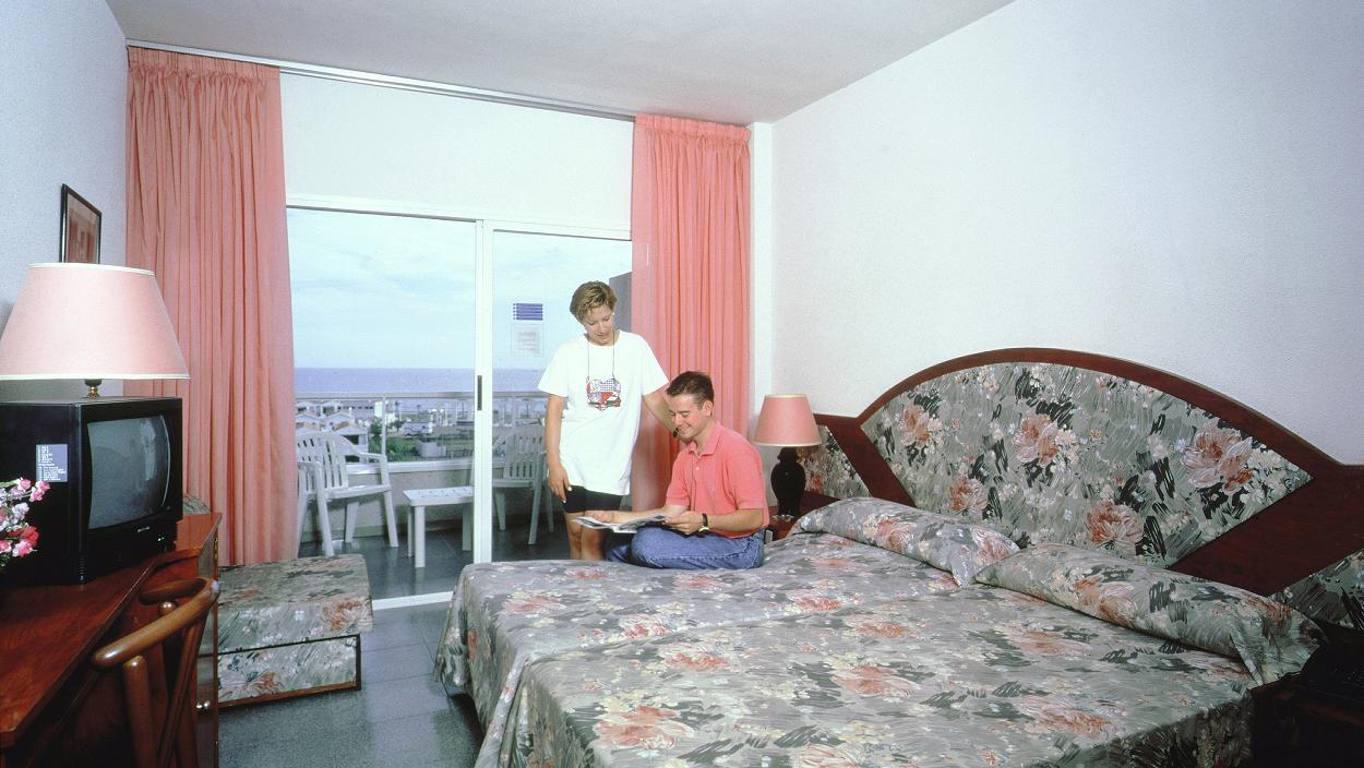 เอสติบัล พาร์ค Hotel ลาปีเนดา ภายนอก รูปภาพ